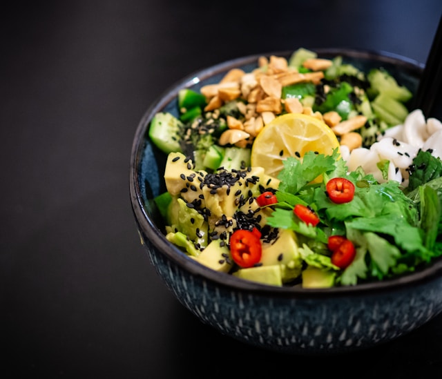 The Best Kitchen Gadget Under $30 - Pro Pump Salad Spinners for Crisp, Fresh Greens
